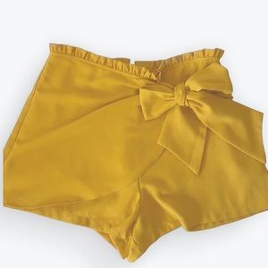 Yellow Ruffle Paper Bag Top High Waist Tie Front Shorts by Sketchbook Size M